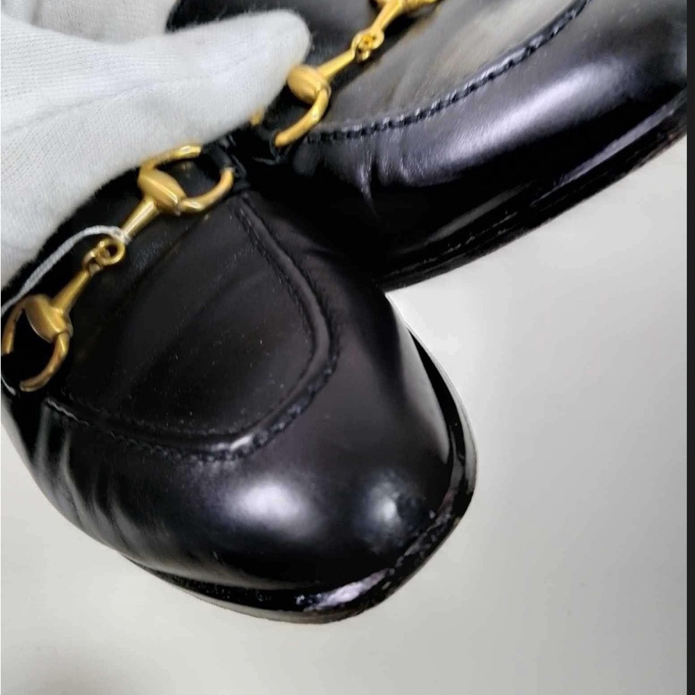 Gucci Black Leather Heeled Loafers with Gold Horsebit Hardware - Picture 7 of 12